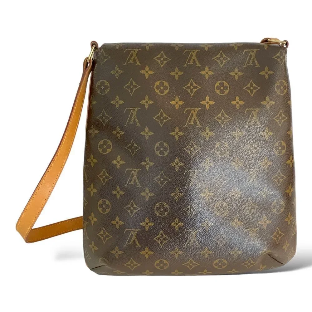 LOUIS VUITTON Vintage RARE Crossbody Flap Bag